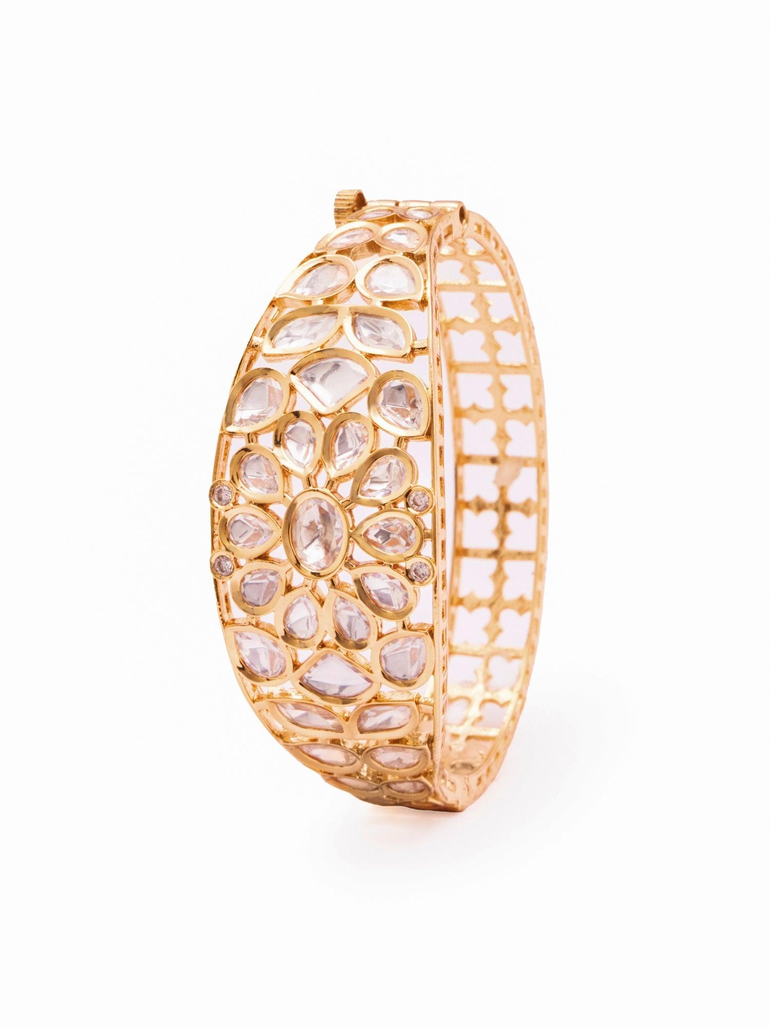 Magnificent Kundan Embellished Gold toned Bangle