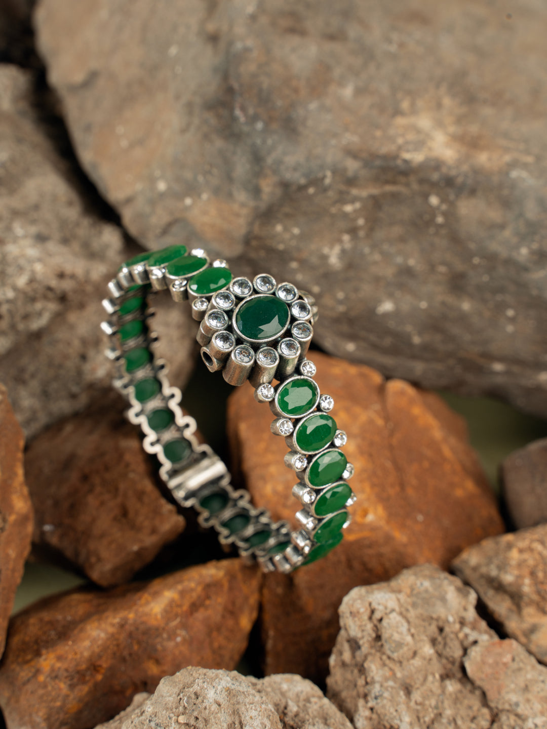 Gypsy Emerald Glow Oxidised Bangle