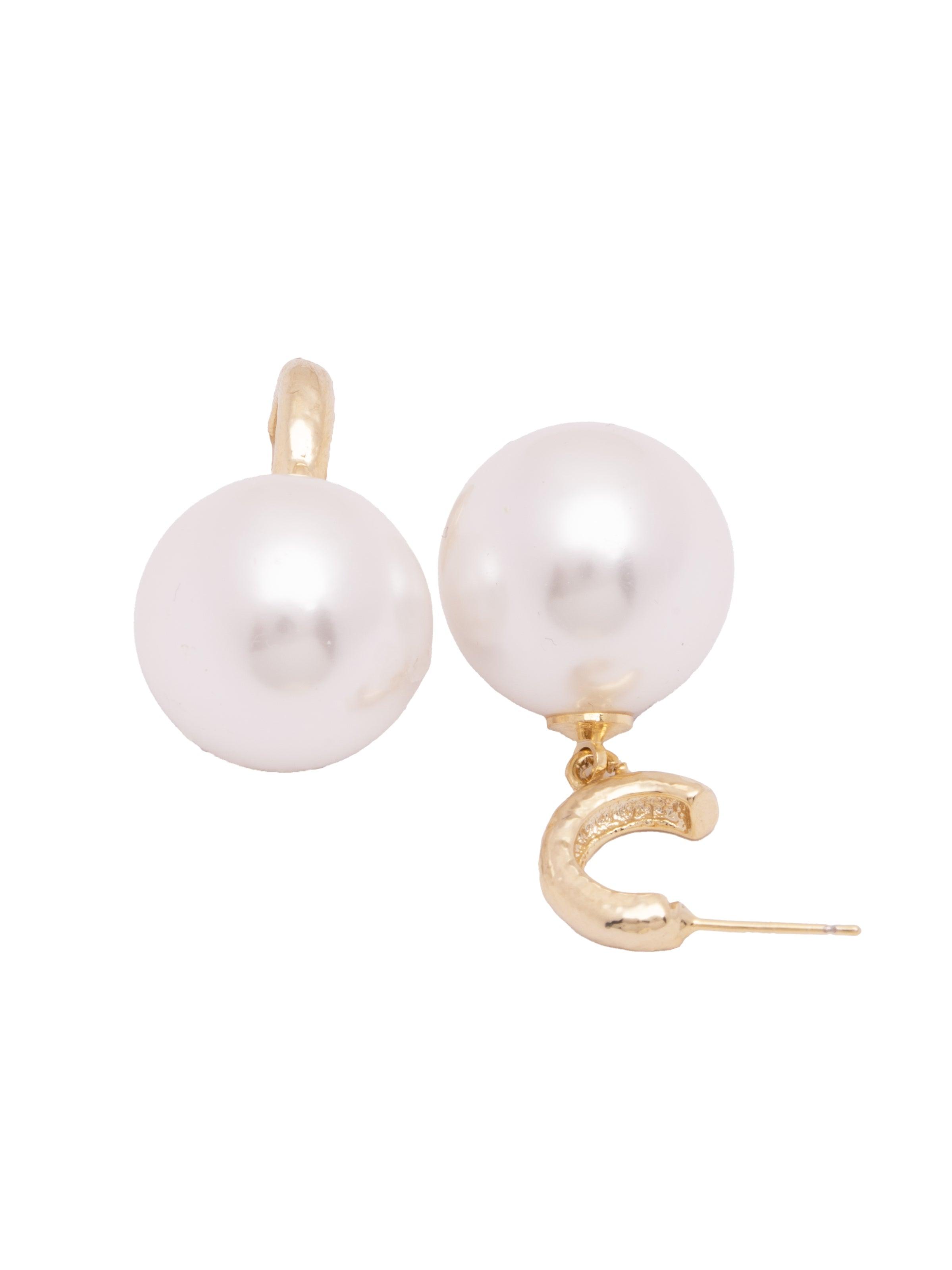 The Pearl Story - Oyster Drop White Pearl Earrings