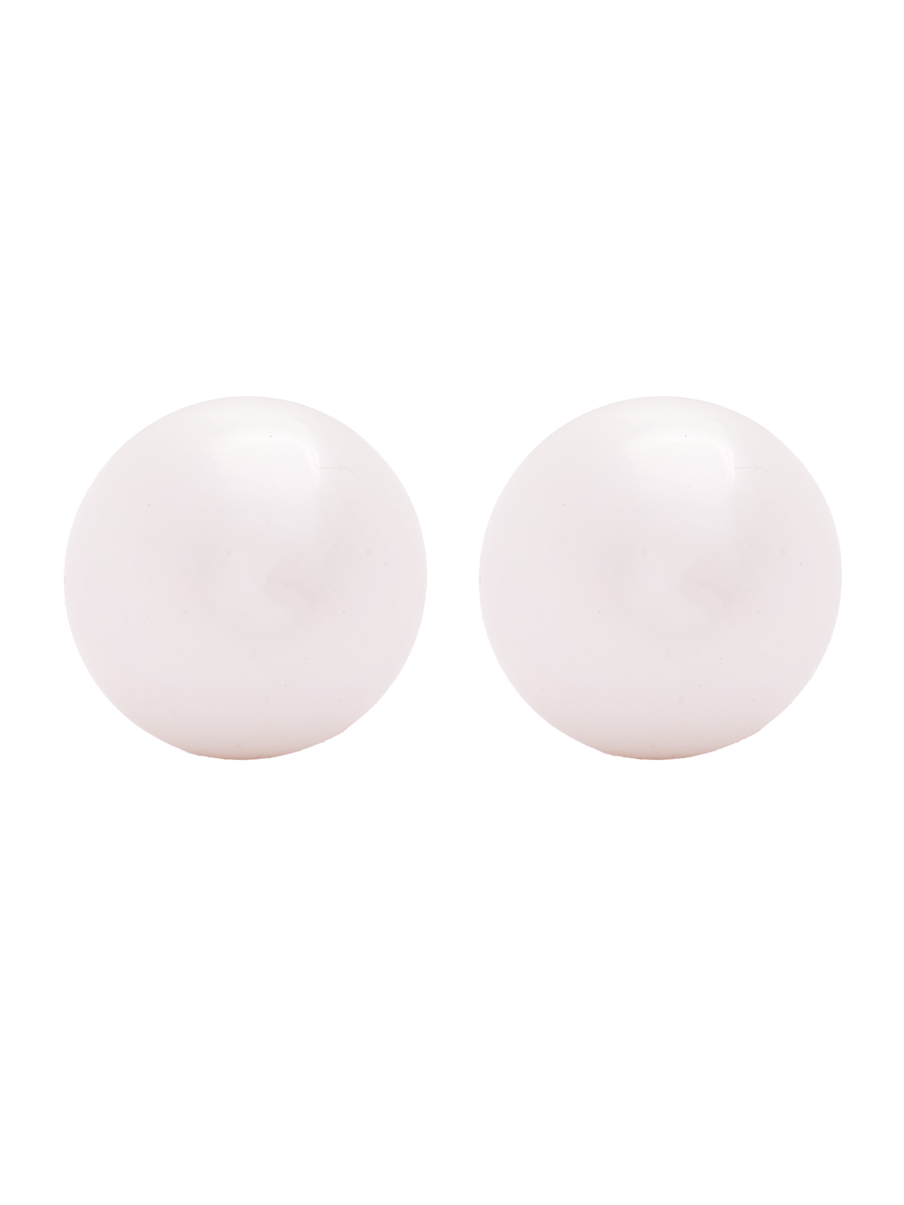 The Pearl Story - 20 mm Ivory White Shell Pearl Statement Studs